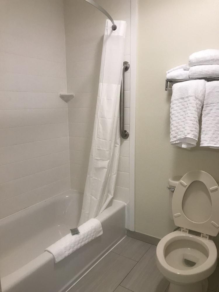 או'פאלון Rodeway Inn & Suites מראה חיצוני תמונה