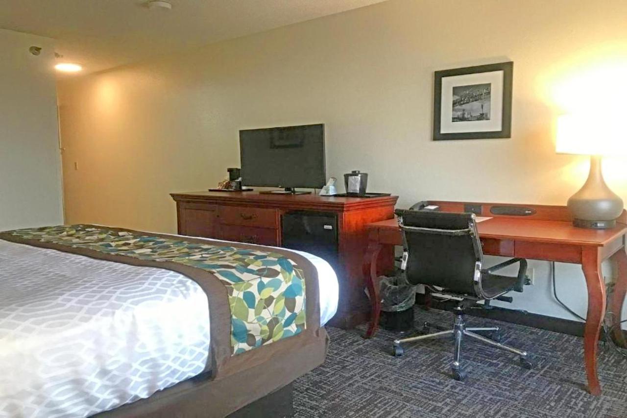 או'פאלון Rodeway Inn & Suites מראה חיצוני תמונה