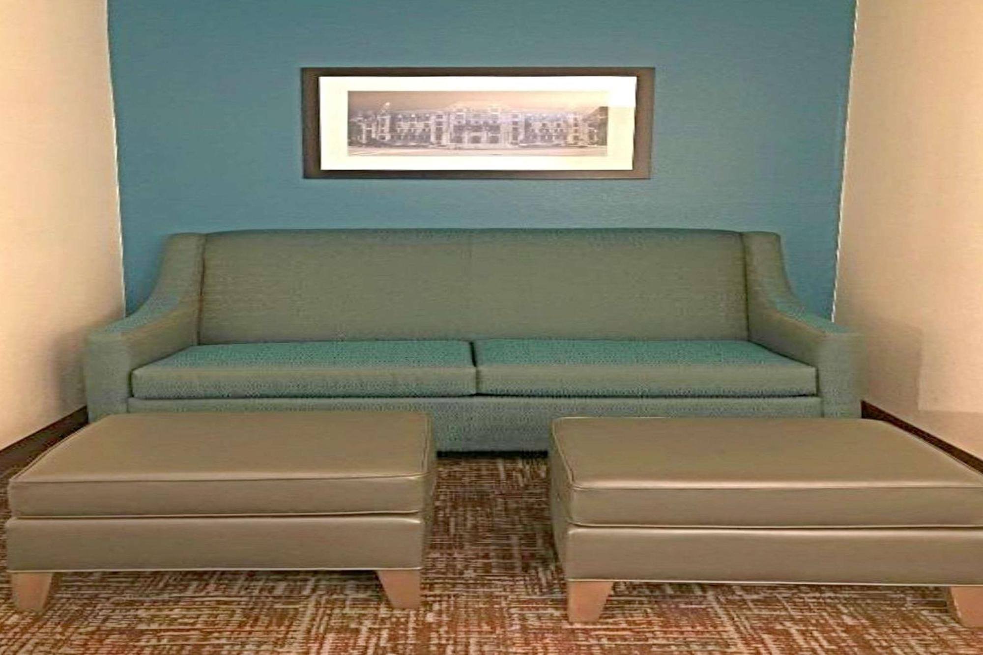 או'פאלון Rodeway Inn & Suites מראה חיצוני תמונה