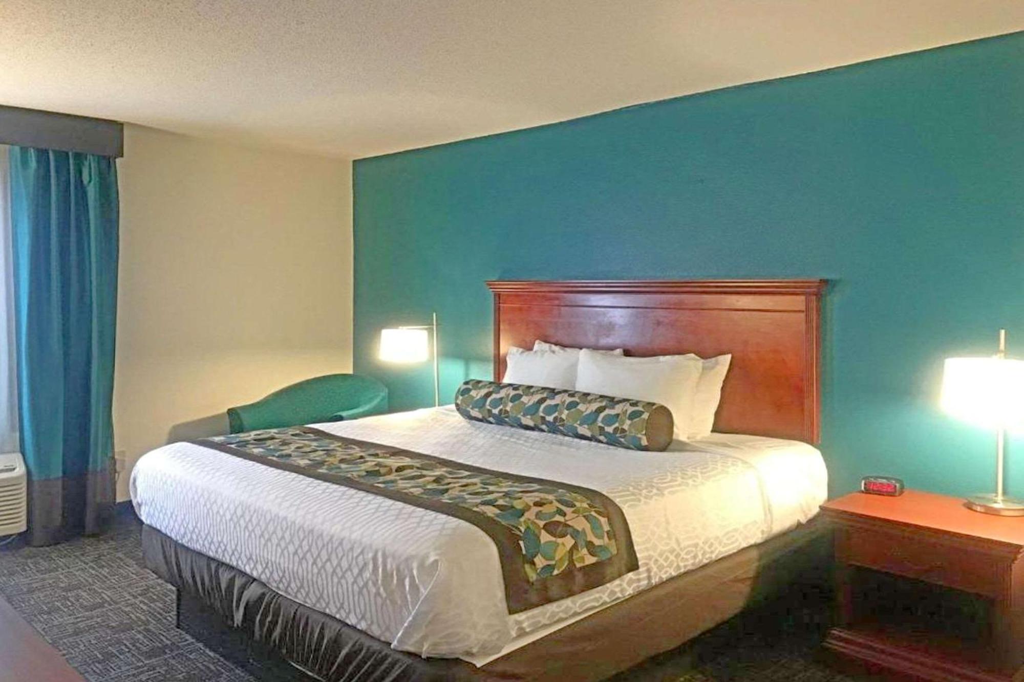 או'פאלון Rodeway Inn & Suites מראה חיצוני תמונה